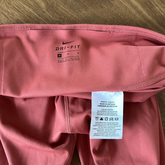 ⬇️PRICE DROP⬇️ Nike Dri-Fit Leggings Dusty Rose Size M NWOT NEVER WORN - Picture 6 of 6